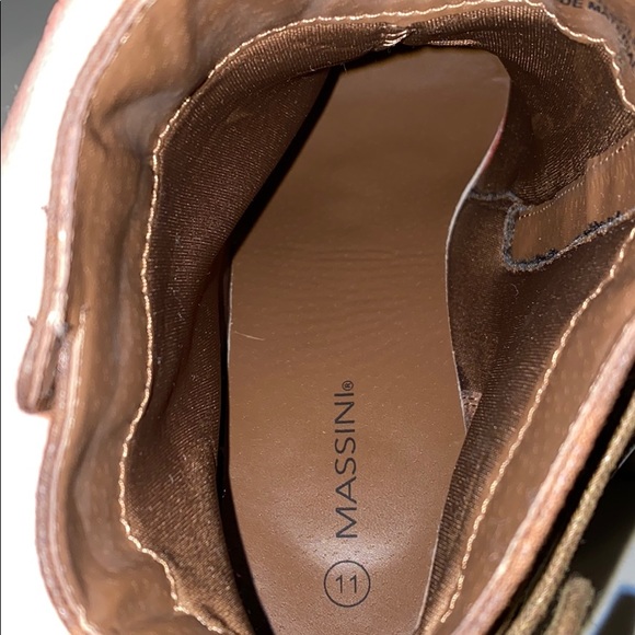 NWT - Women’s Brown Ankle Boots - Picture 8 of 9